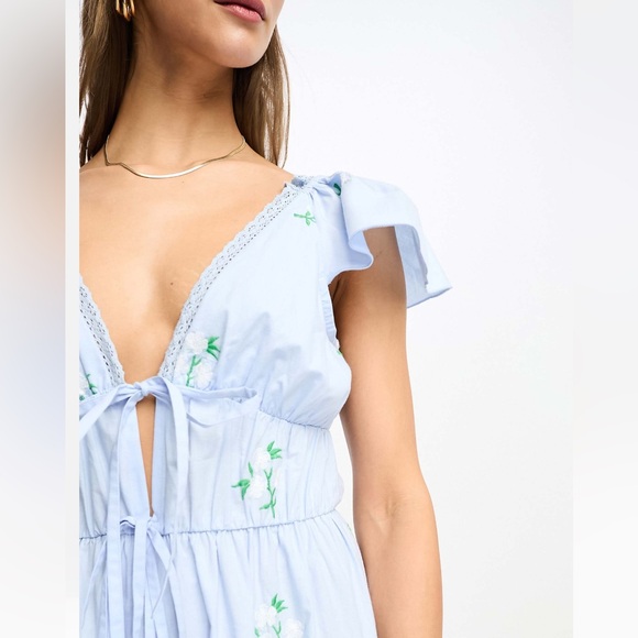 ASOS Sky Blue Floral Maxi Dress - Picture 3 of 5